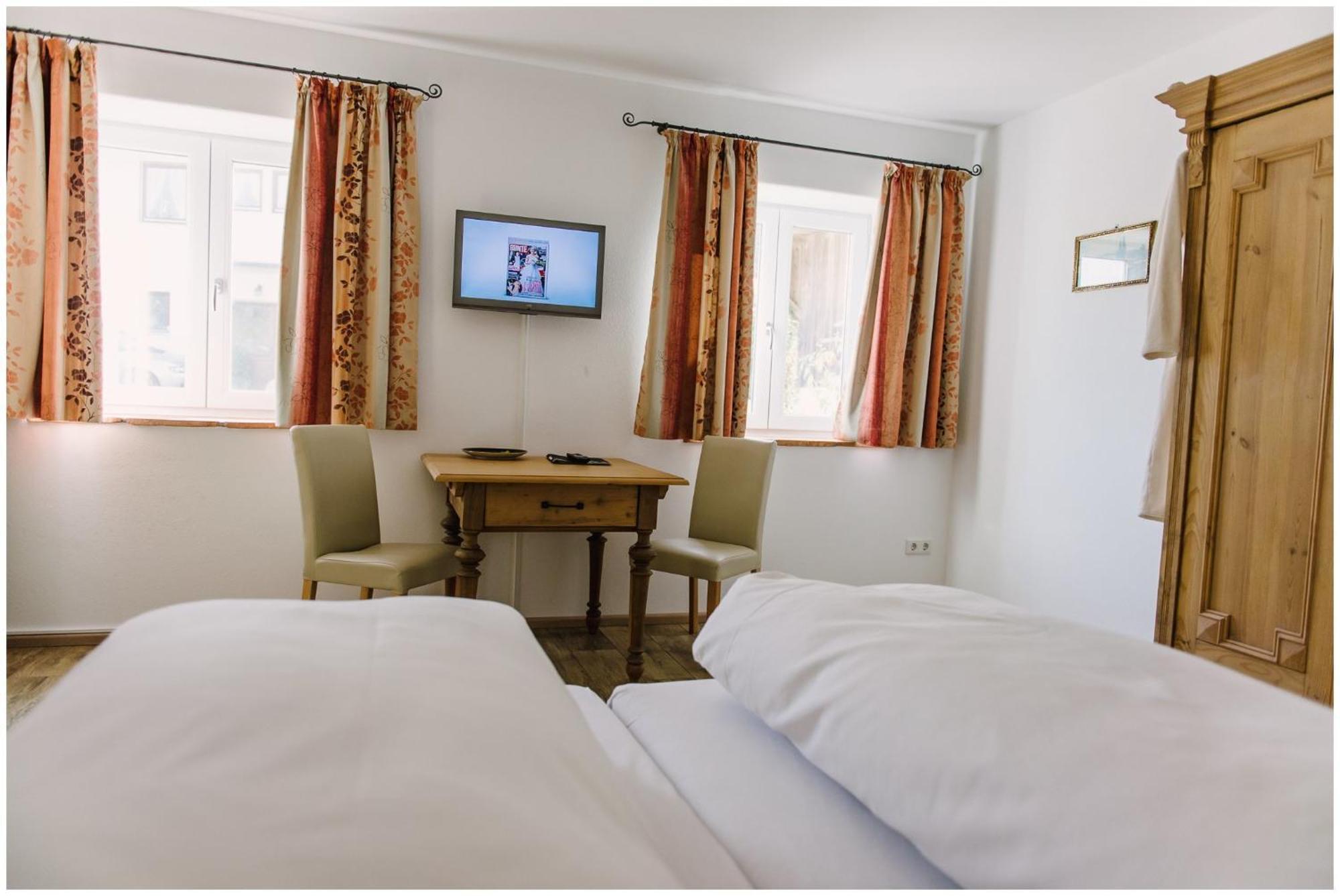 Gästehaus Niedermeierhof Ebersberg Zimmer foto