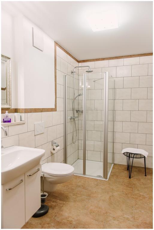 Gästehaus Niedermeierhof Ebersberg Zimmer foto